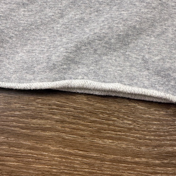 Adidas Pigeon NYC Basketball Crewneck Cut-Off Sweatshirt Gray Sz S Long Sleeve - Picture 5 of 9